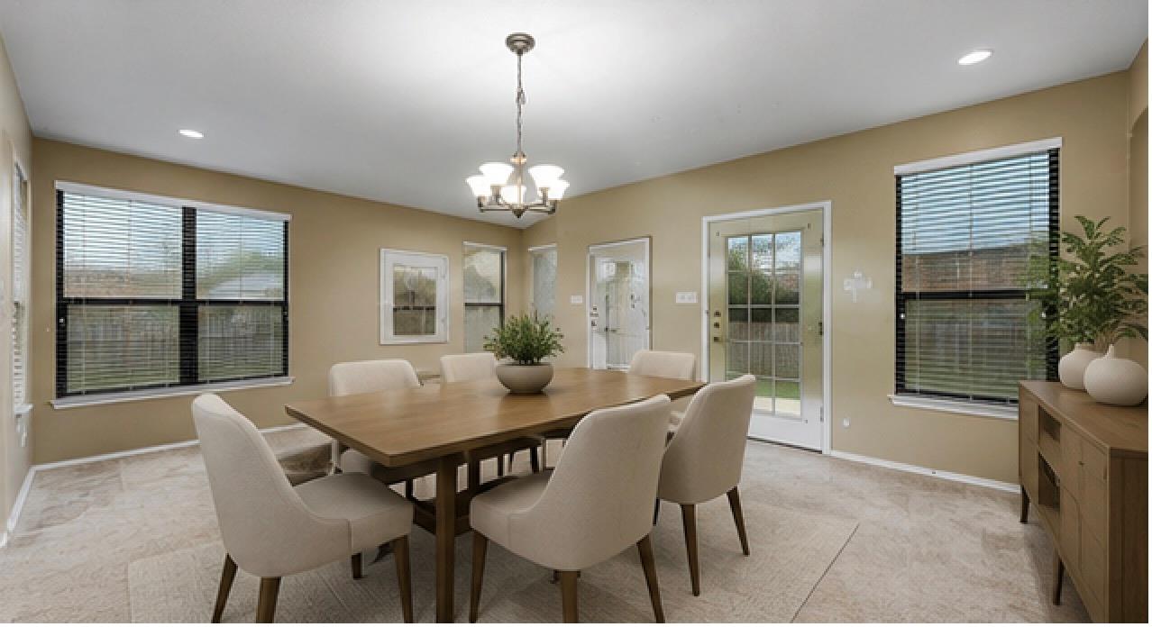1029 Hyde Park DR, Round Rock, TX 78665 photo 5