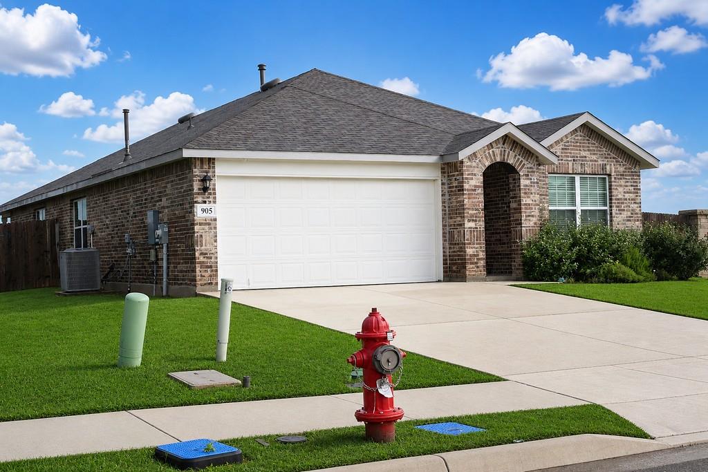 905 Rolling River CV, Cibolo, TX 78108 photo 2