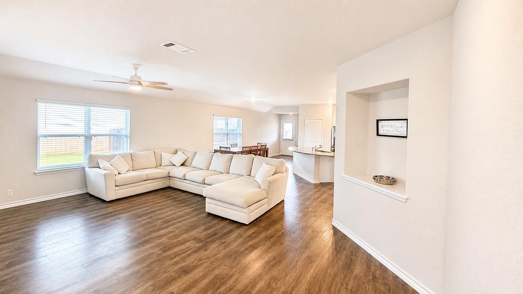 905 Rolling River CV, Cibolo, TX 78108 photo 5