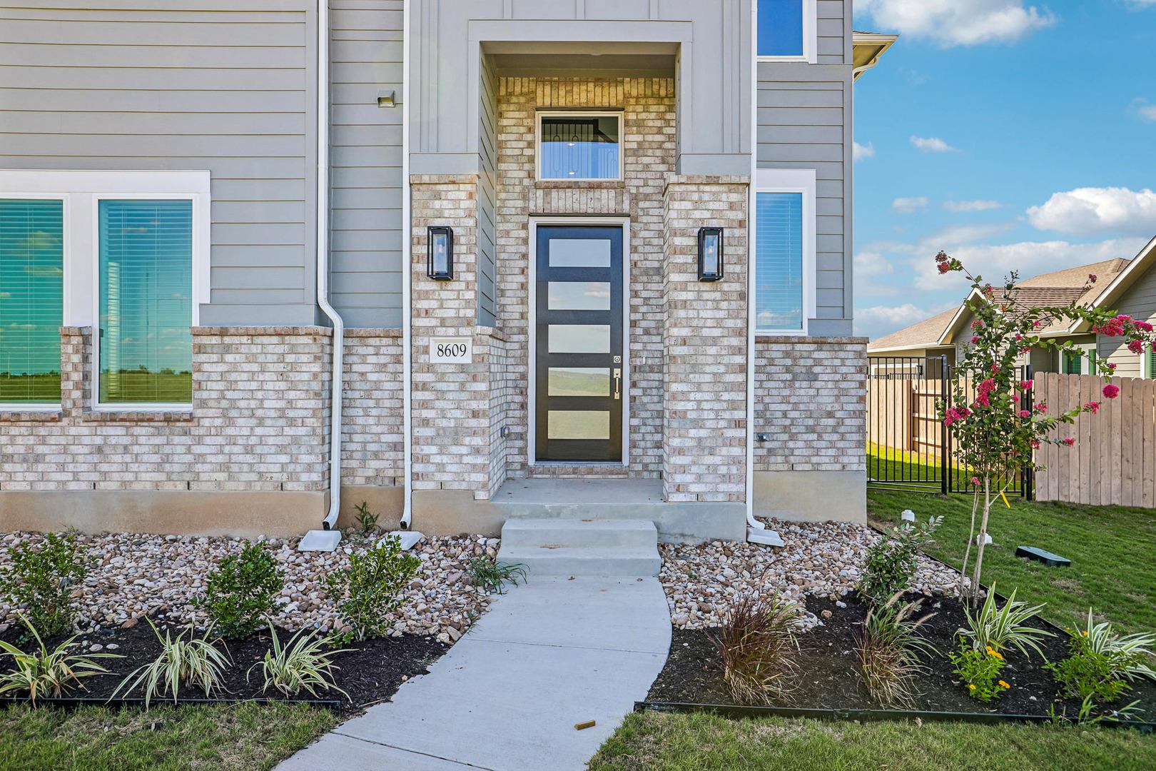 8609 Chalgrin PL, Austin, TX 78744 photo 3
