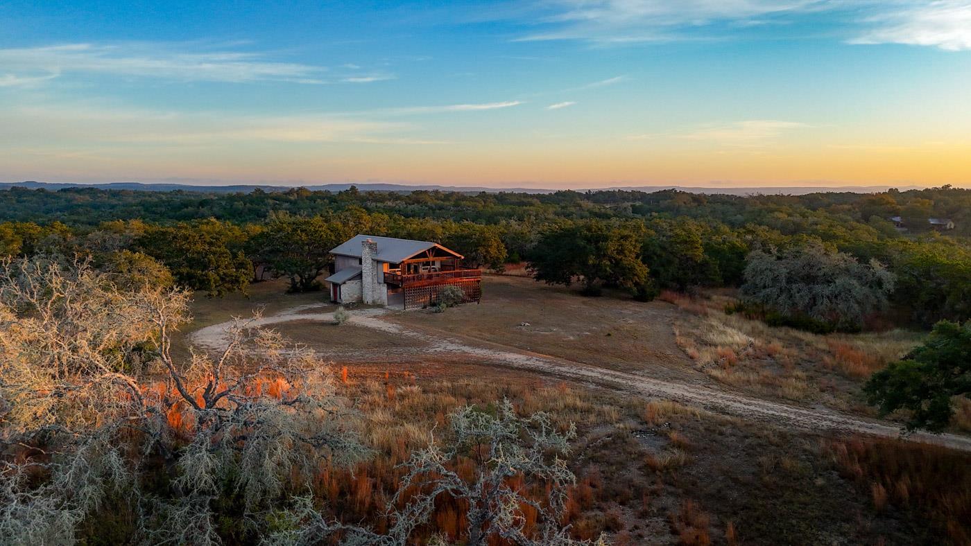 310 Sandy Point RD, Wimberley, TX 78676 photo 2