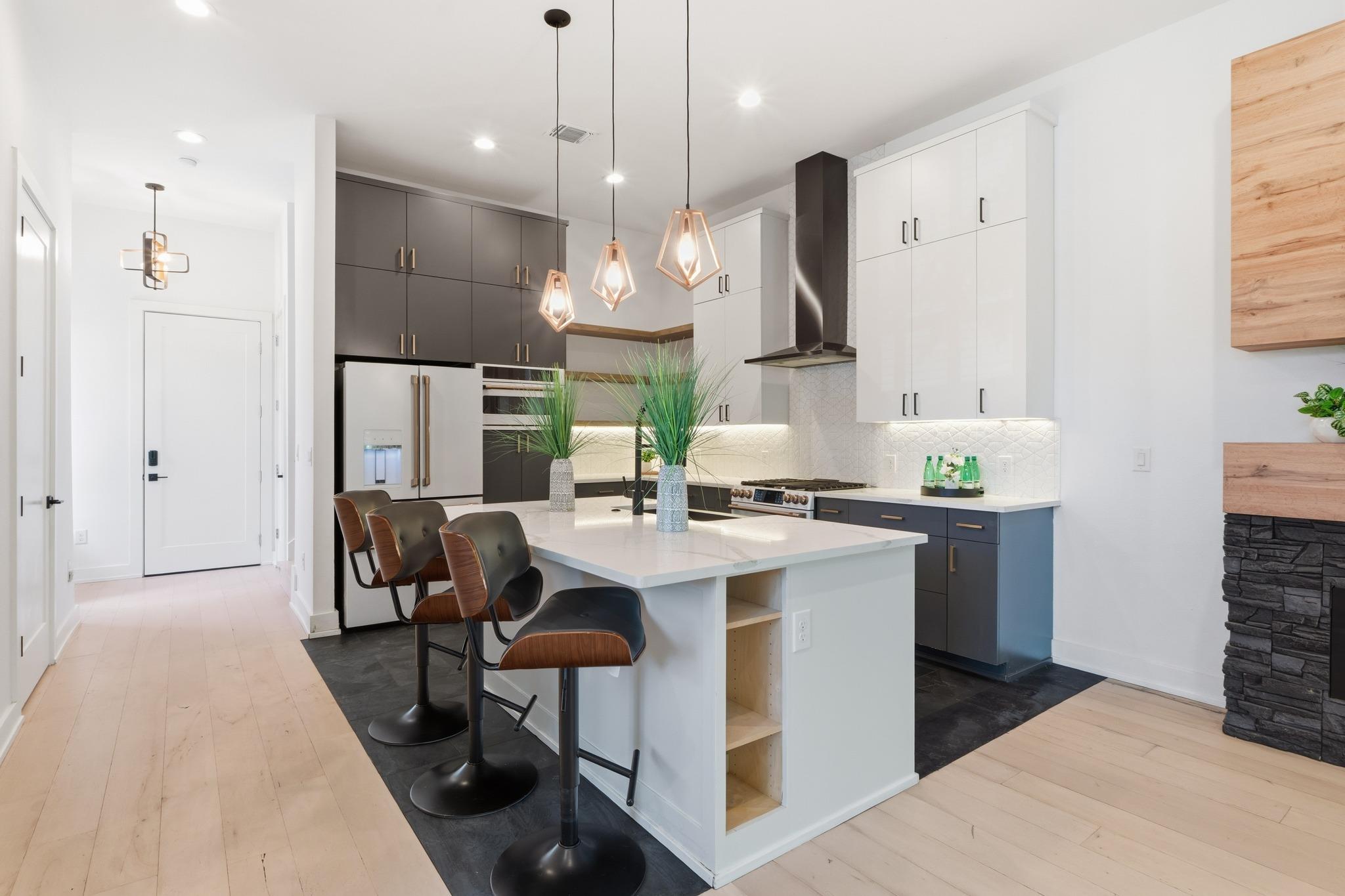 3304 17th ST #B, Austin, TX 78721 photo 5