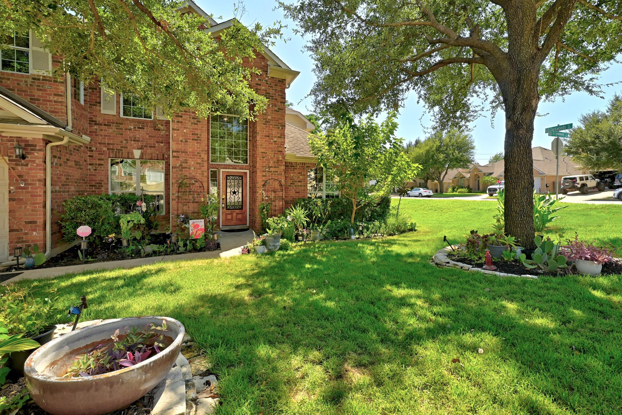 418 Lynnwood TRL, Cedar Park, TX 78613 photo 2