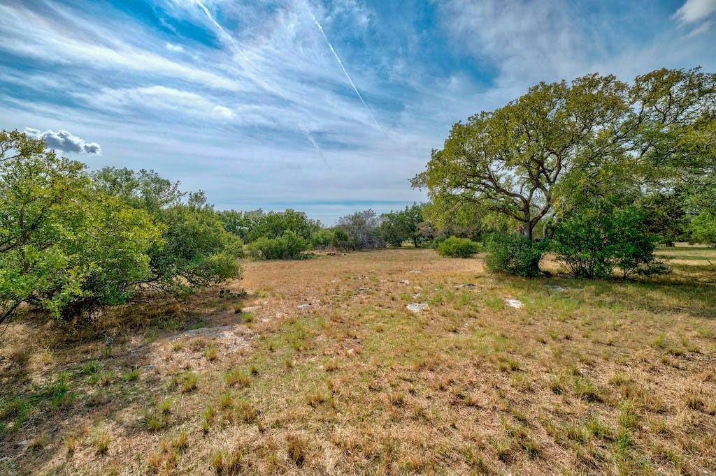 107 Cap Rock, Horseshoe Bay, TX 78657 photo 5