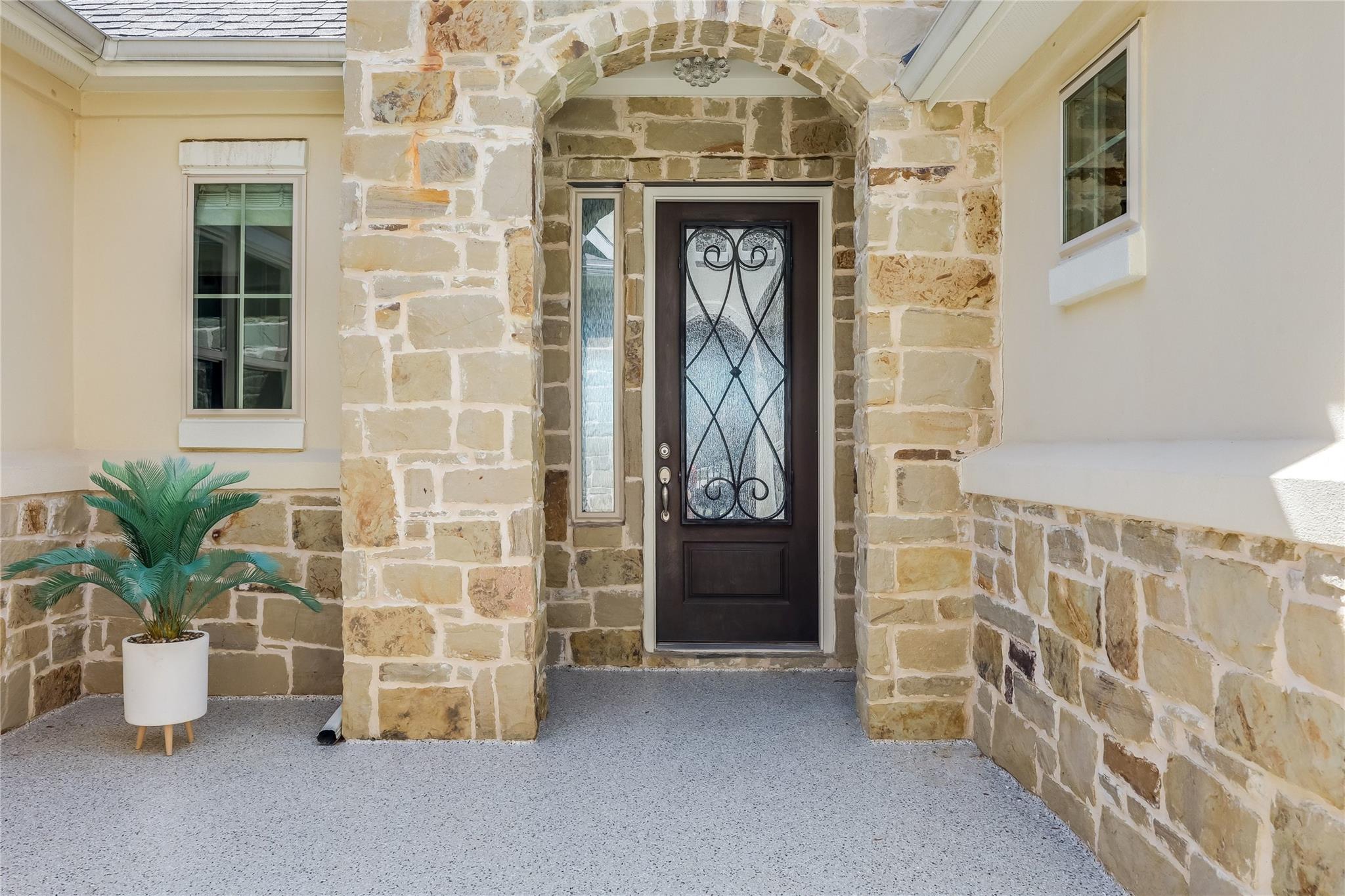 7430 Pace Ravine DR, Lago Vista, TX 78645 photo 4