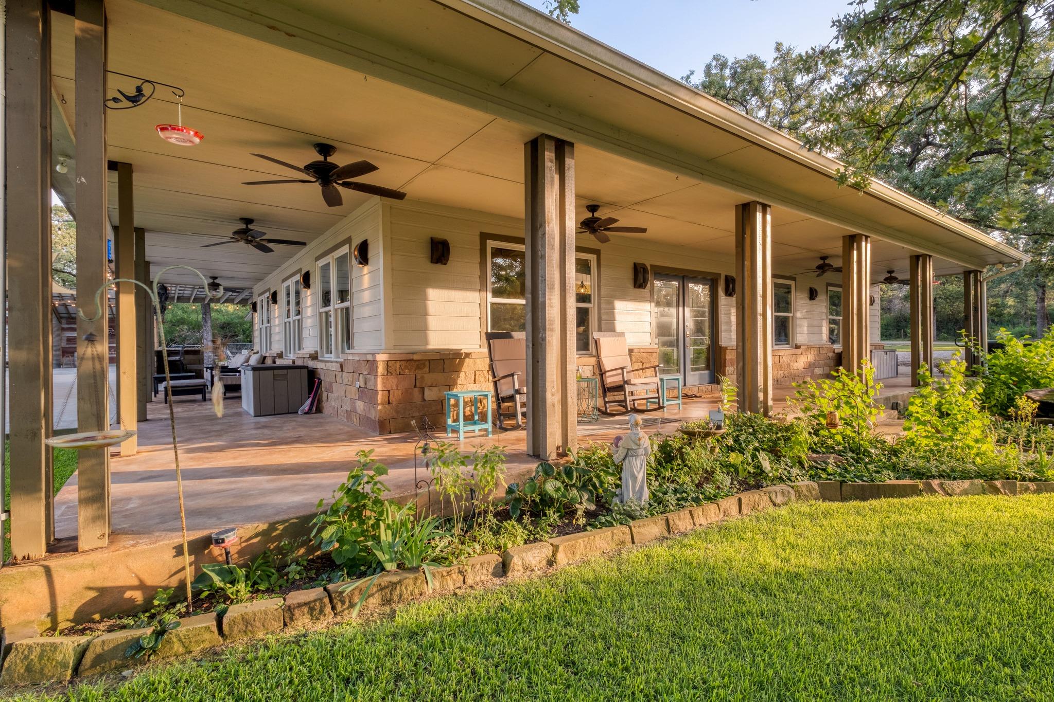 1474 County Road B, Lexington, TX 78947 photo 4
