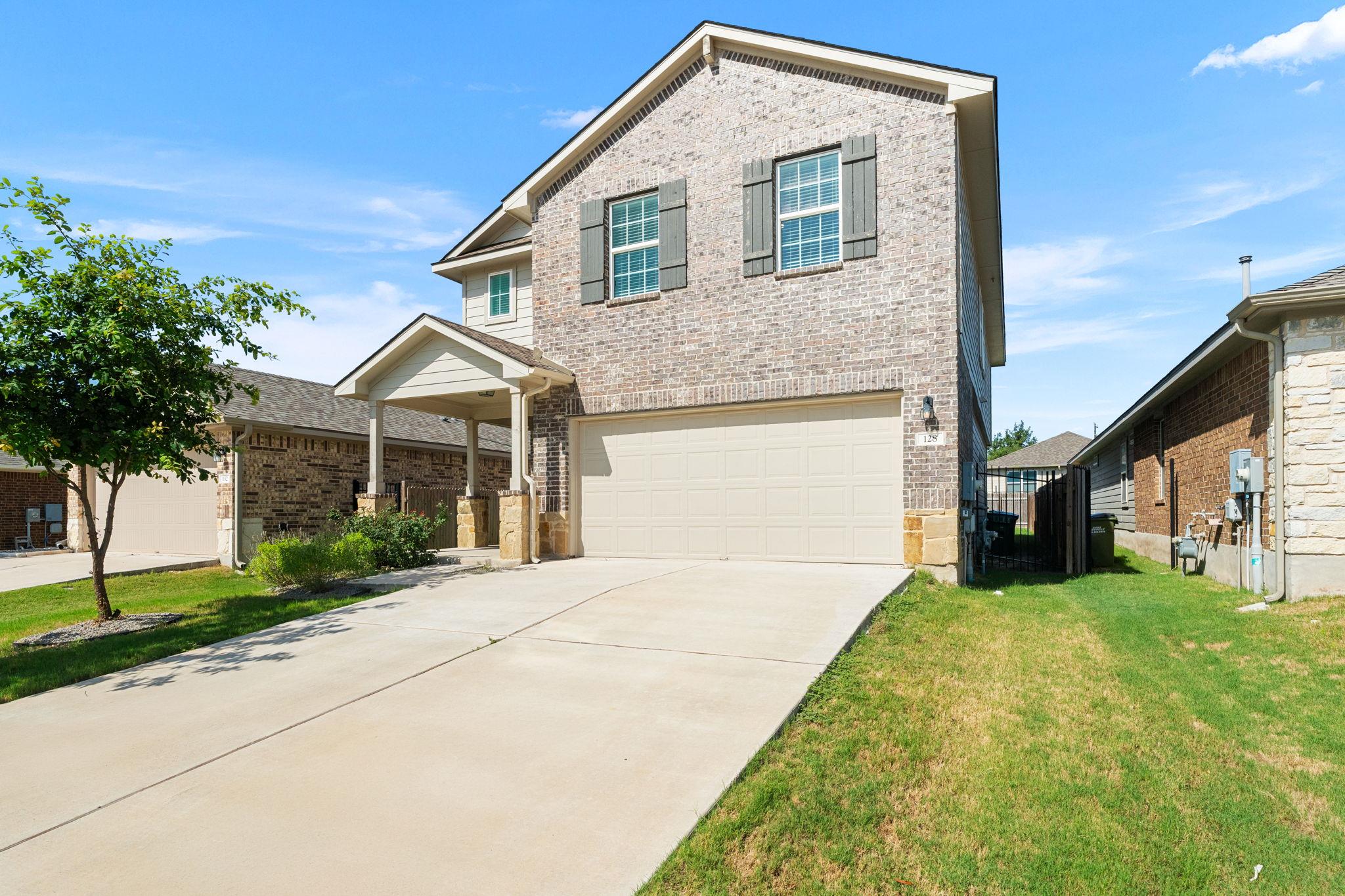 128 Dunlin LN, Leander, TX 78641 photo 2