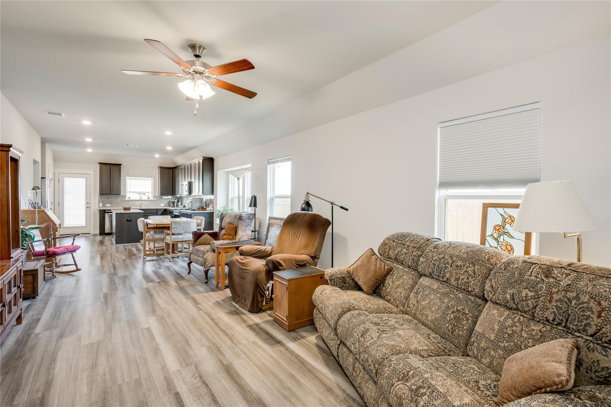 148 Gidran TRL, Georgetown, TX 78626 photo 5