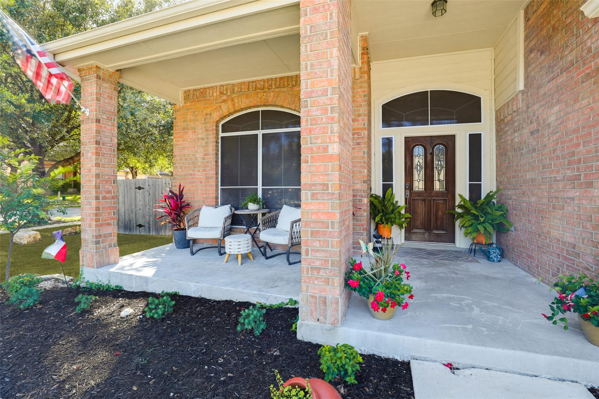 518 BANDERA CIR CIR, New Braunfels, TX 78130 photo 4