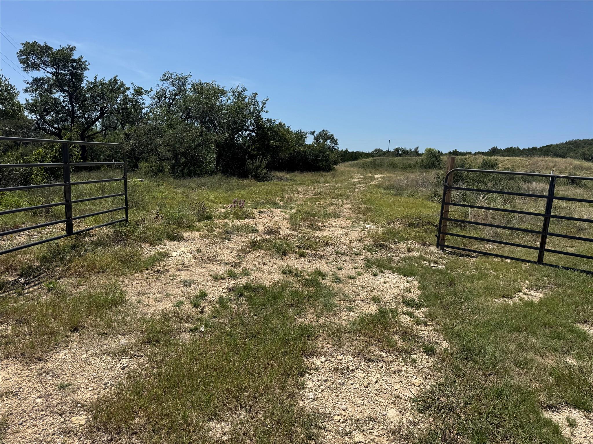 000 W US 290, Dripping Springs, TX 78620 photo 2
