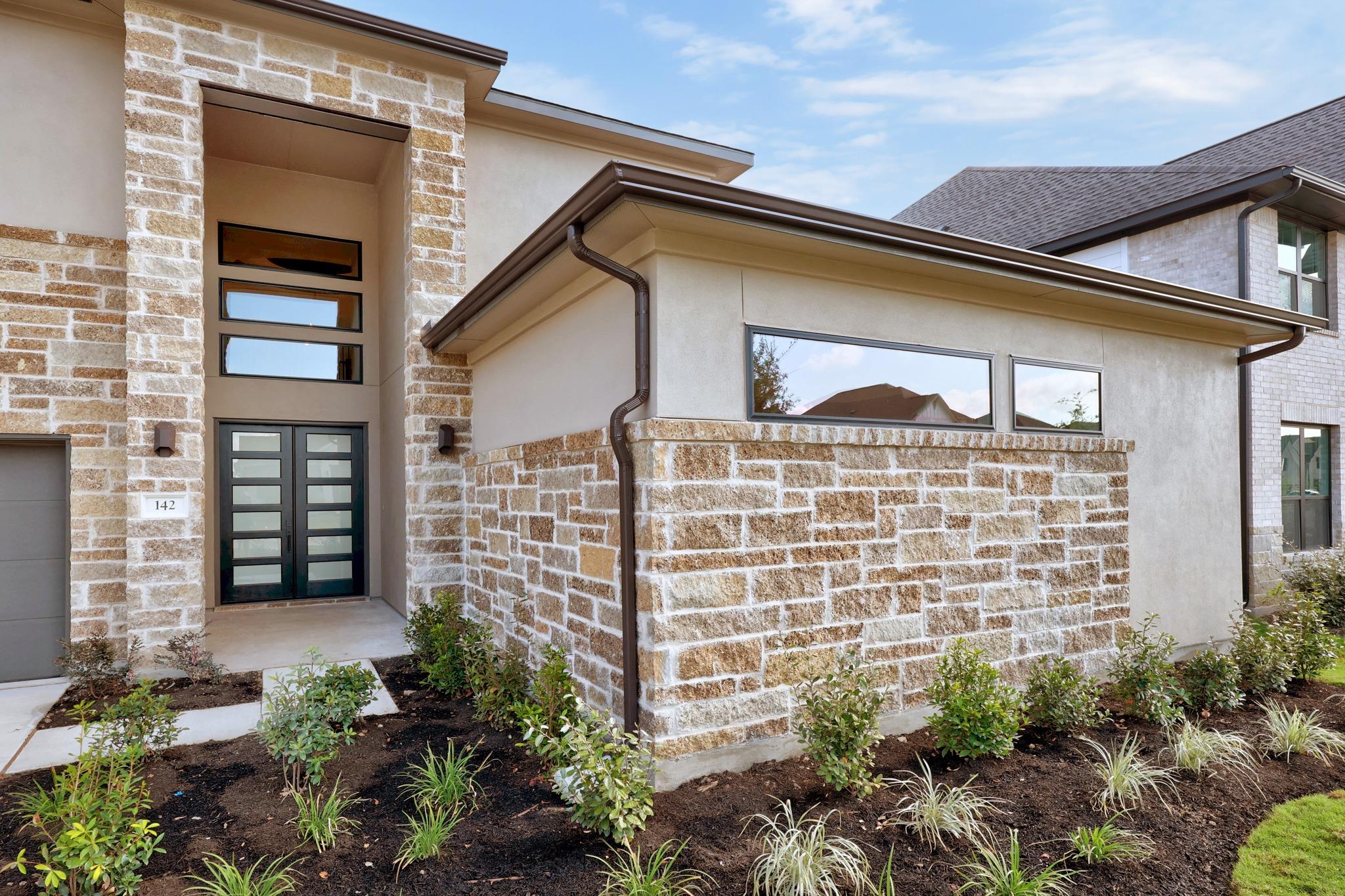 142 Montecilo DR, Liberty Hill, TX 78642 photo 3