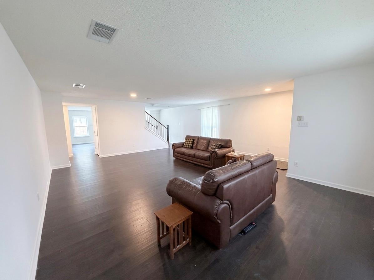 1707 Treeline DR, Cedar Park, TX 78613 photo 4