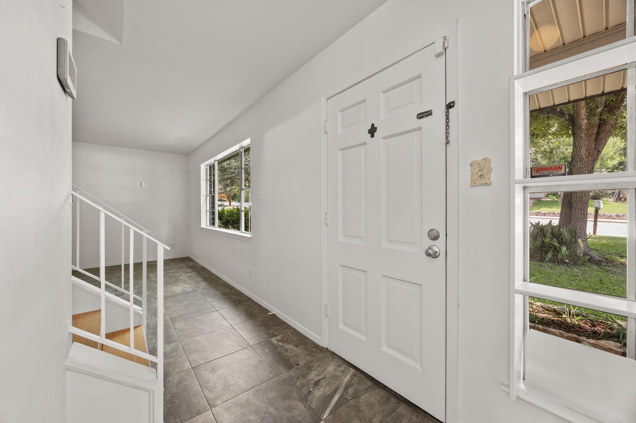 6912 Langston DR, Austin, TX 78723 photo 5