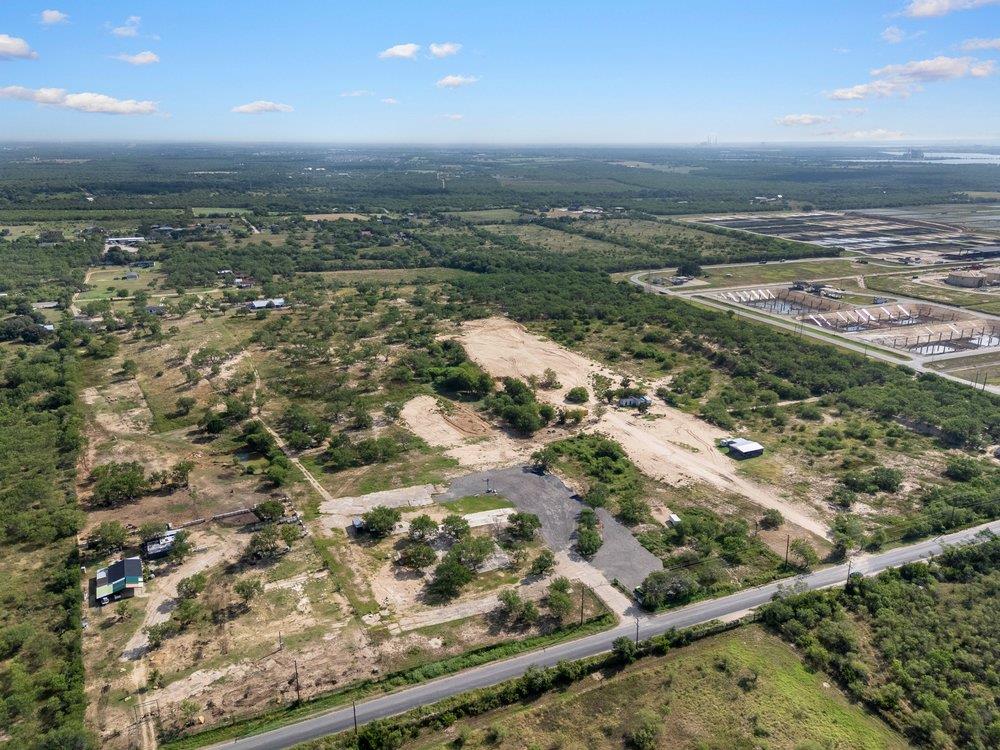 3059 Wright Carpenter RD, San Antonio, TX 78221 photo 2