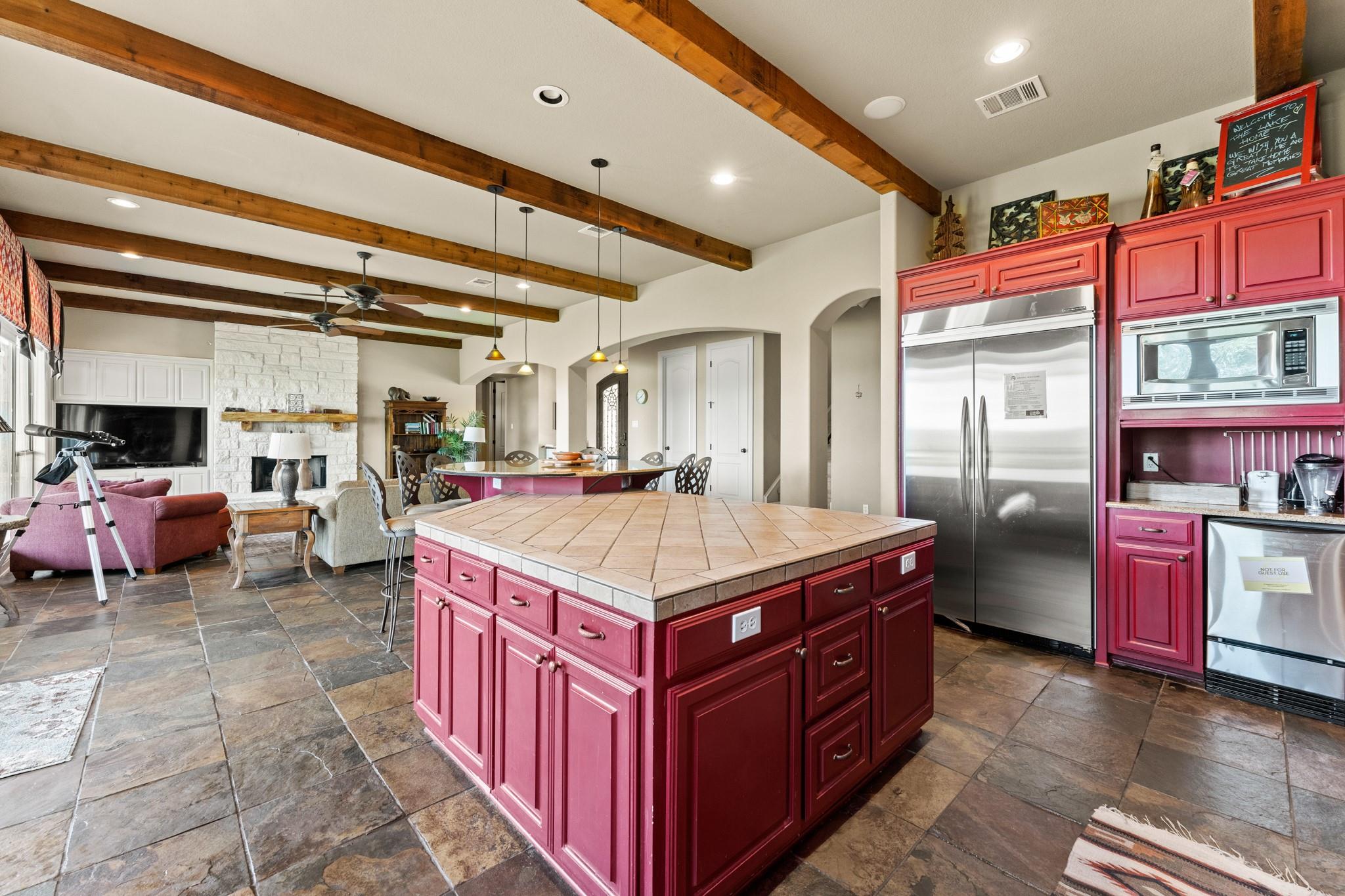 1017 Coventry RD, Spicewood, TX 78669 photo 4