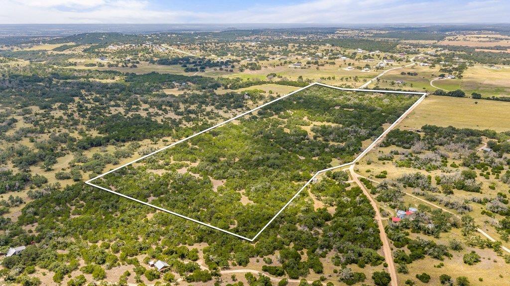 1984 Grape Creek RD, Fredericksburg, TX 78624 photo 3