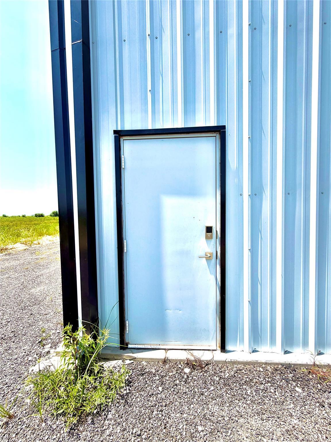 1178 Beal RD, Eagle Lake, TX 77434 photo 4