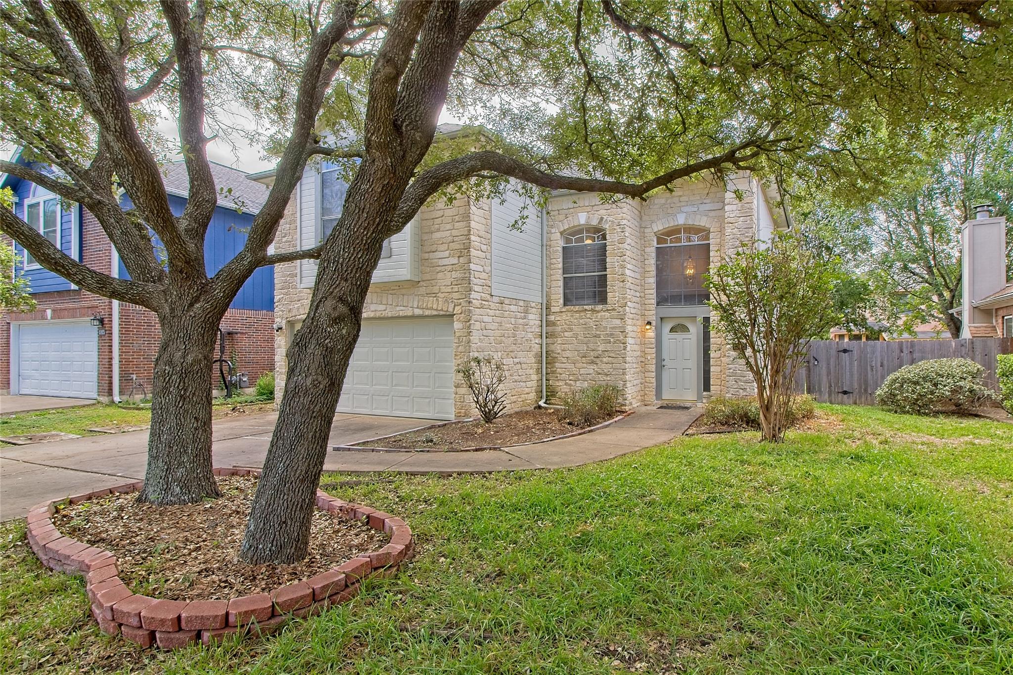 13421 Tossa LN, Austin, TX 78729 photo 4