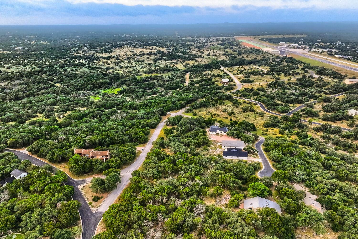 900 Cheyenne ST, Horseshoe Bay, TX 78657 photo 2