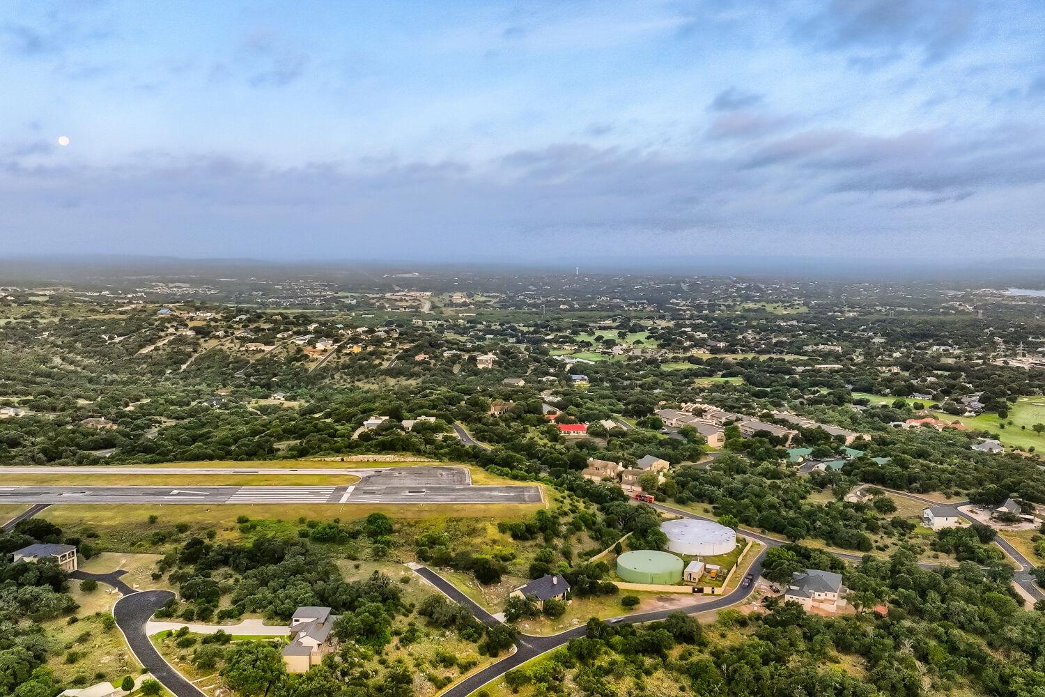 900 Cheyenne ST, Horseshoe Bay, TX 78657 photo 5