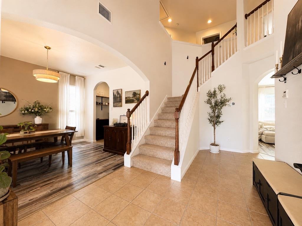 1061 Hot Spring VLY, Buda, TX 78610 photo 4