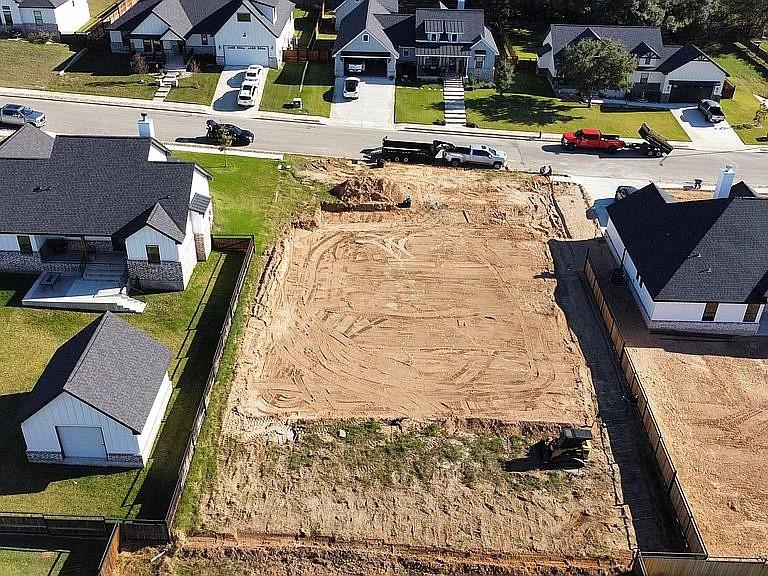 108 Bayberry CT, La Vernia, TX 78121 photo 2