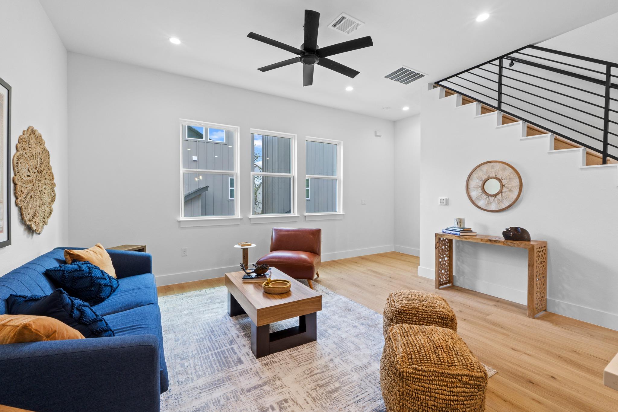911 Calle Limon #2, Austin, TX 78702 photo 4