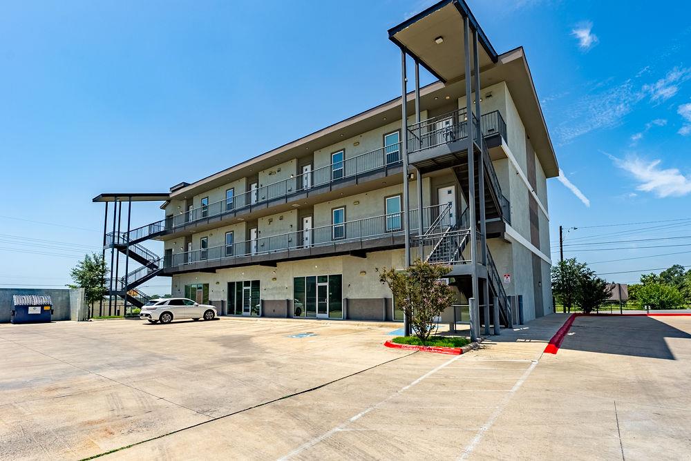 Eagle View Place