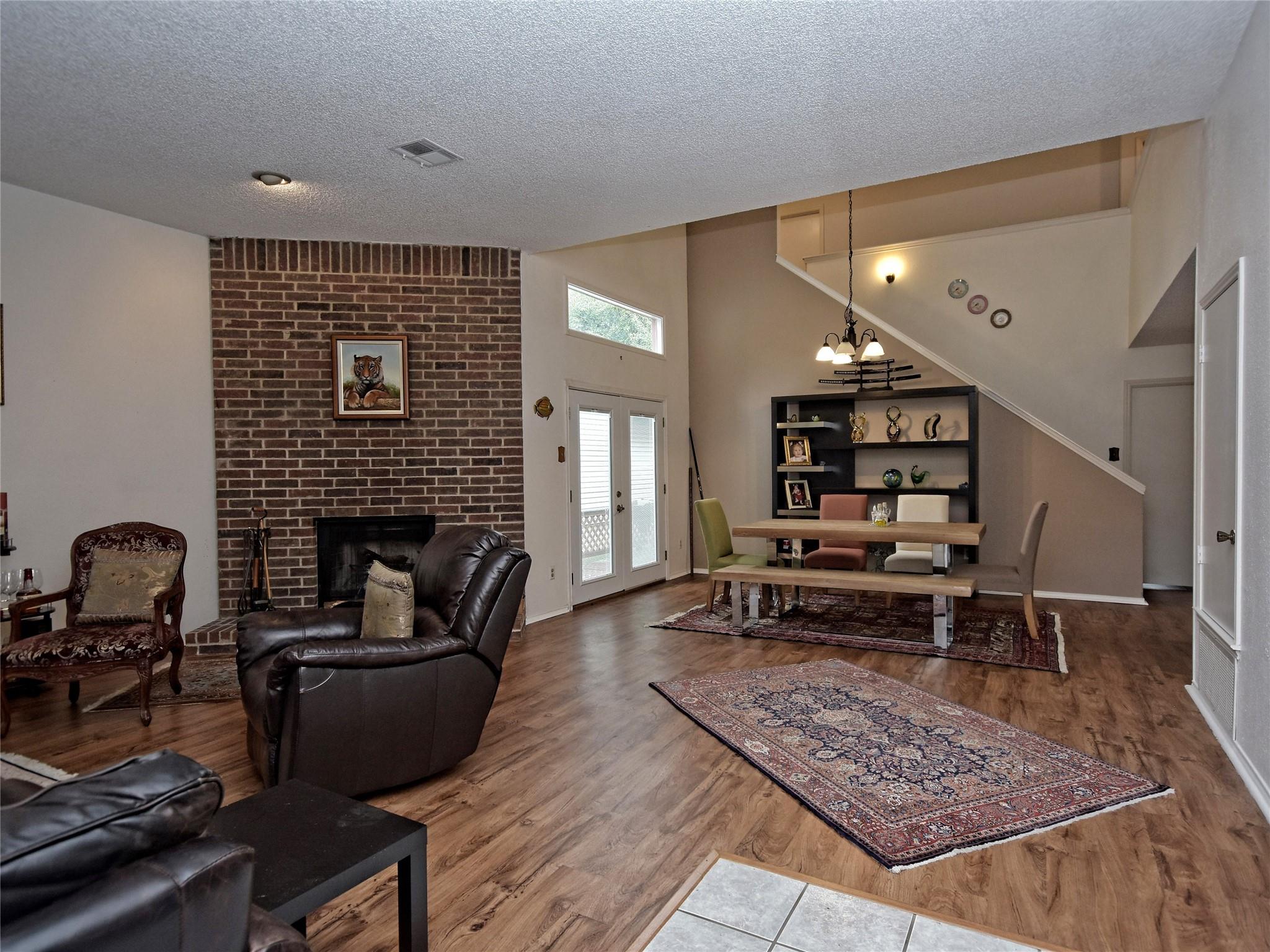 7801 Palacios DR, Austin, TX 78749 photo 4