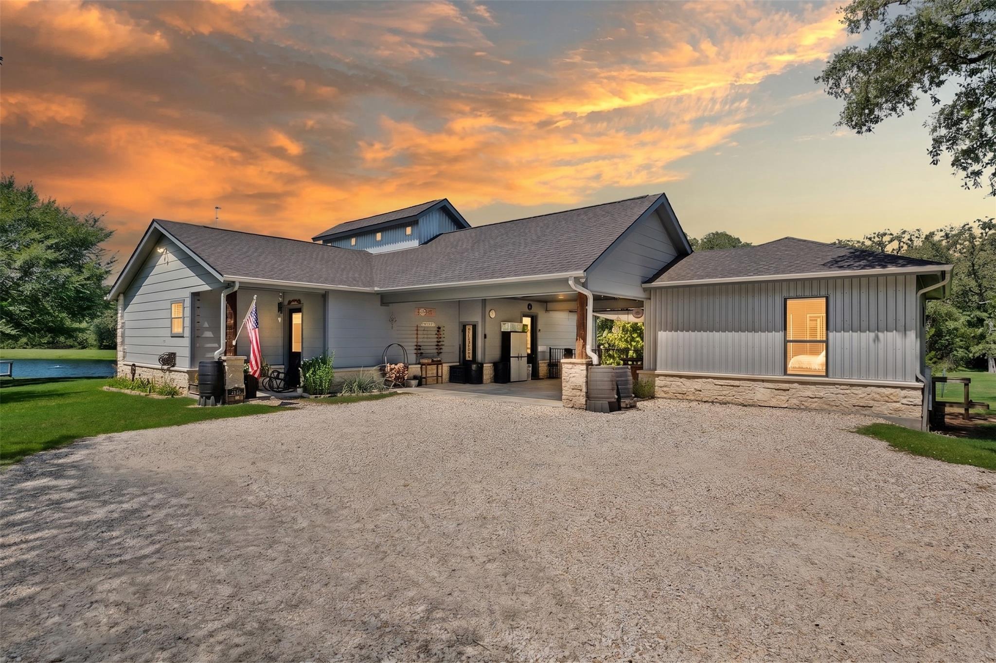 214 Private Road 7055, Milano, TX 76556 photo 4