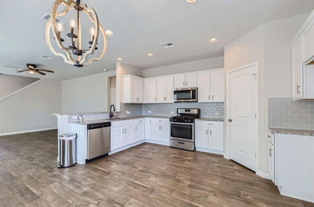 324 Sandhill Piper ST, Leander, TX 78641 photo 5