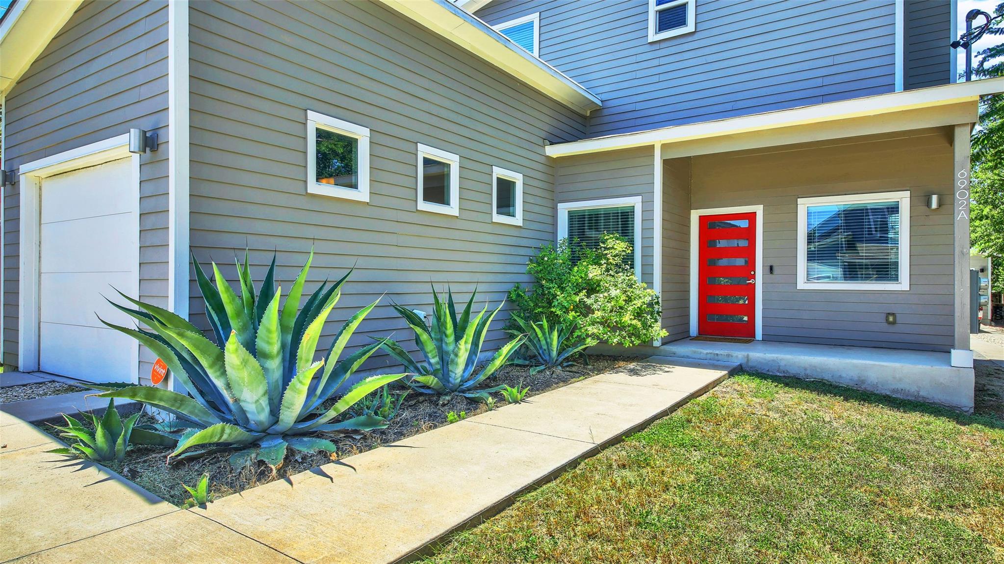 6902 Carver Ave #A, Austin, TX 78752 photo 2