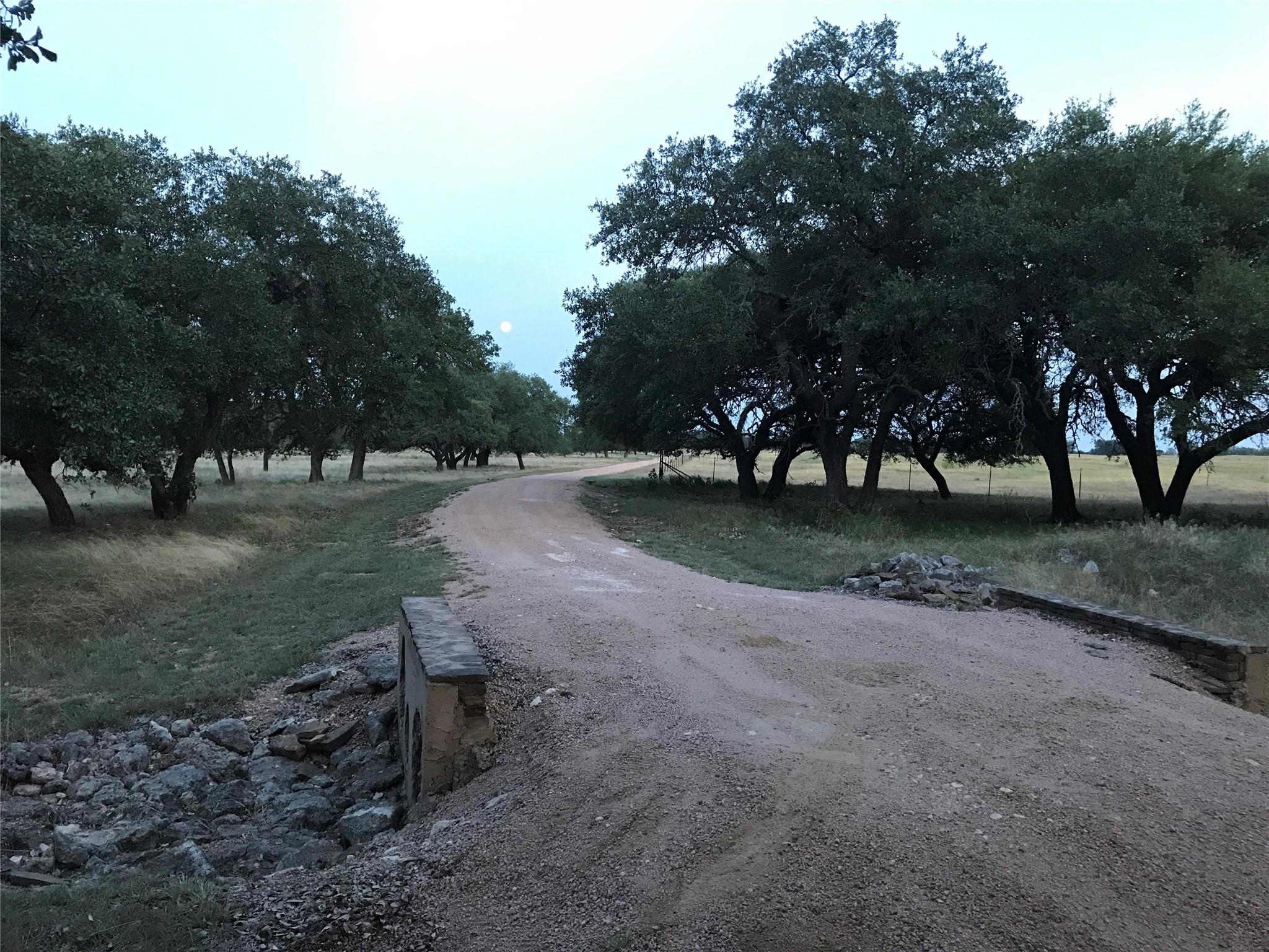 4239 County Road 336, Bertram, TX 78605 photo 3