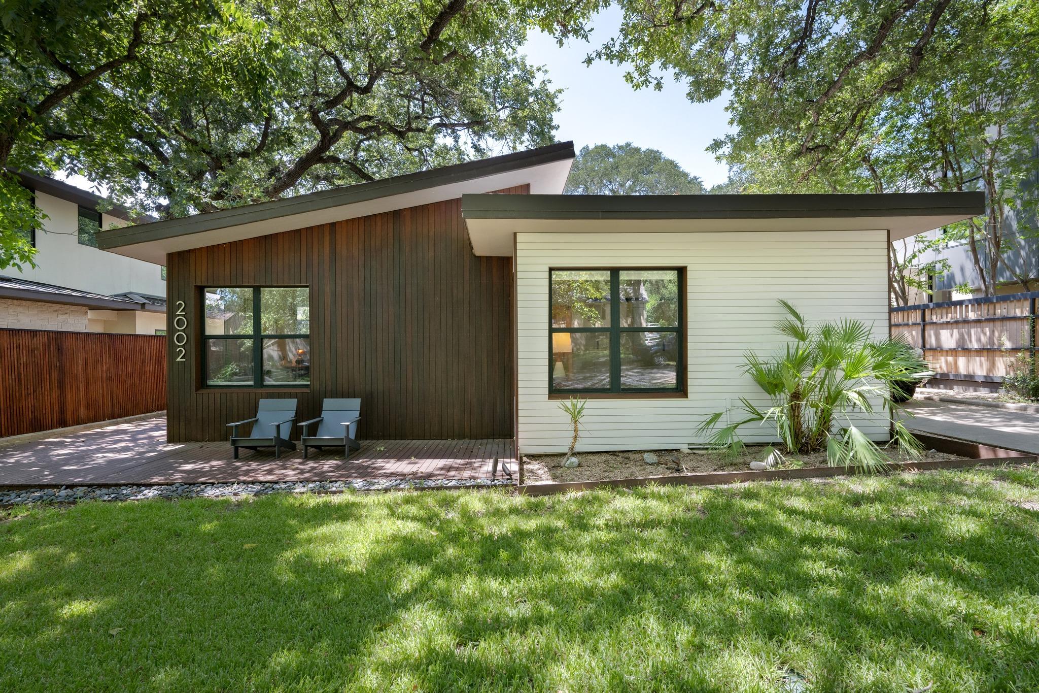 2002 Meadowbrook DR, Austin, TX 78703 photo 2
