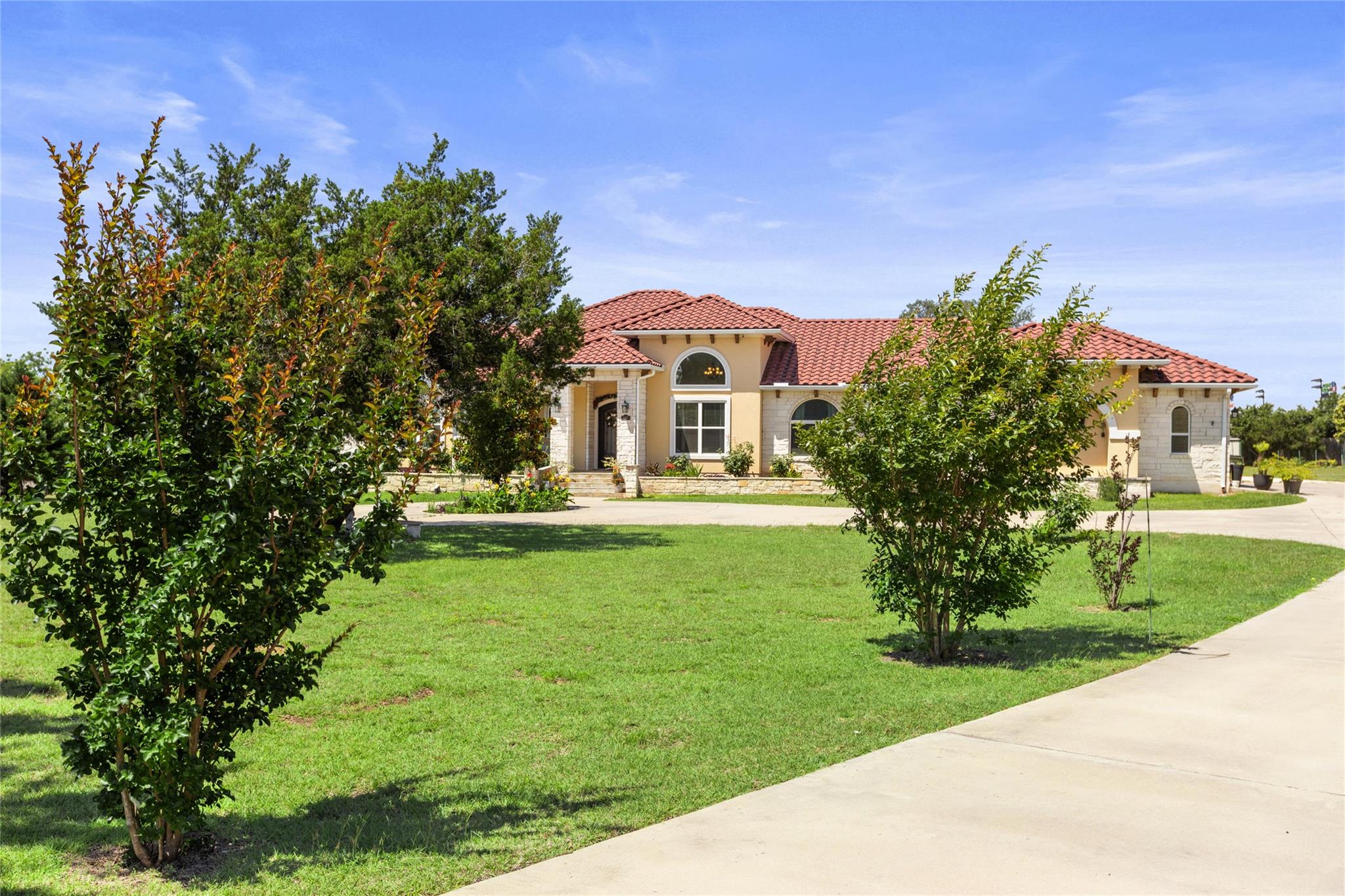 129 Lakewood TRL, Leander, TX 78641 photo 4