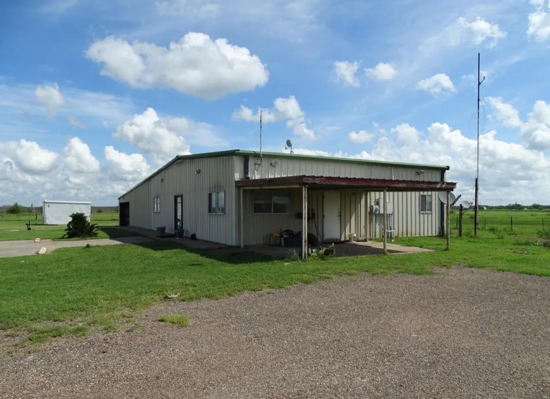 3660 Highway 285 Highway, Falfurrias, TX 78355 photo 2