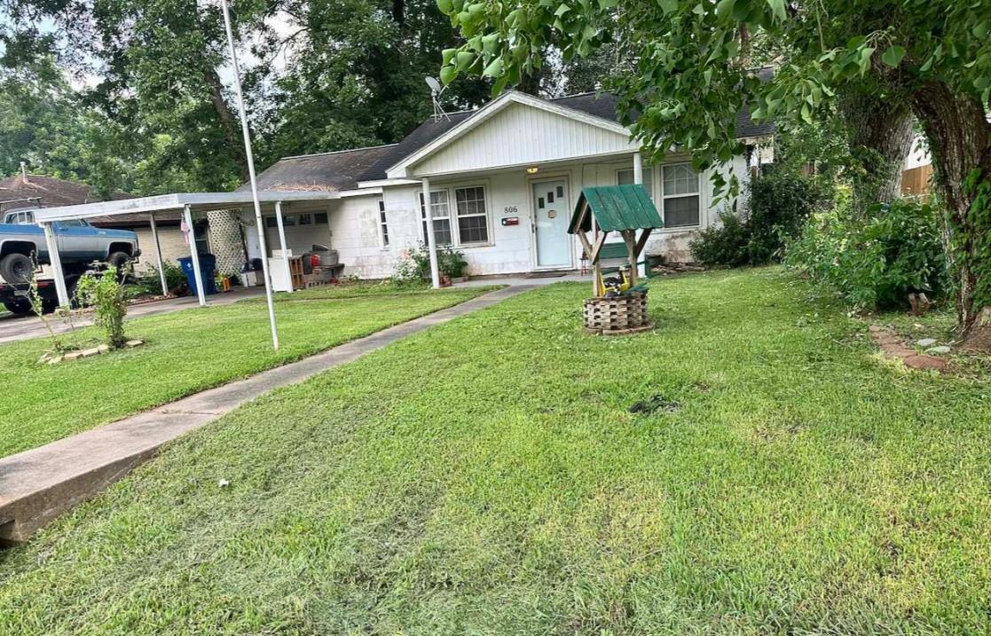 806 Brockman ST, Sweeny, TX 77480 photo 3