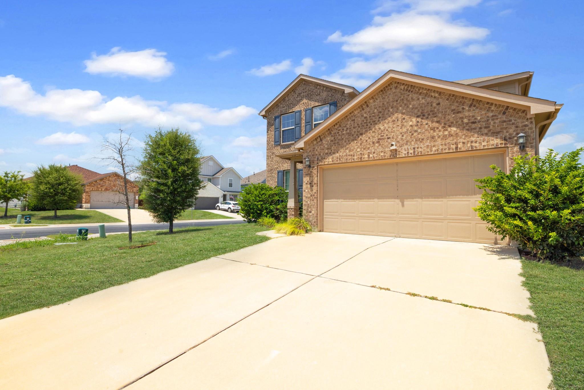 620 English Oak ST, Georgetown, TX 78626 photo 4