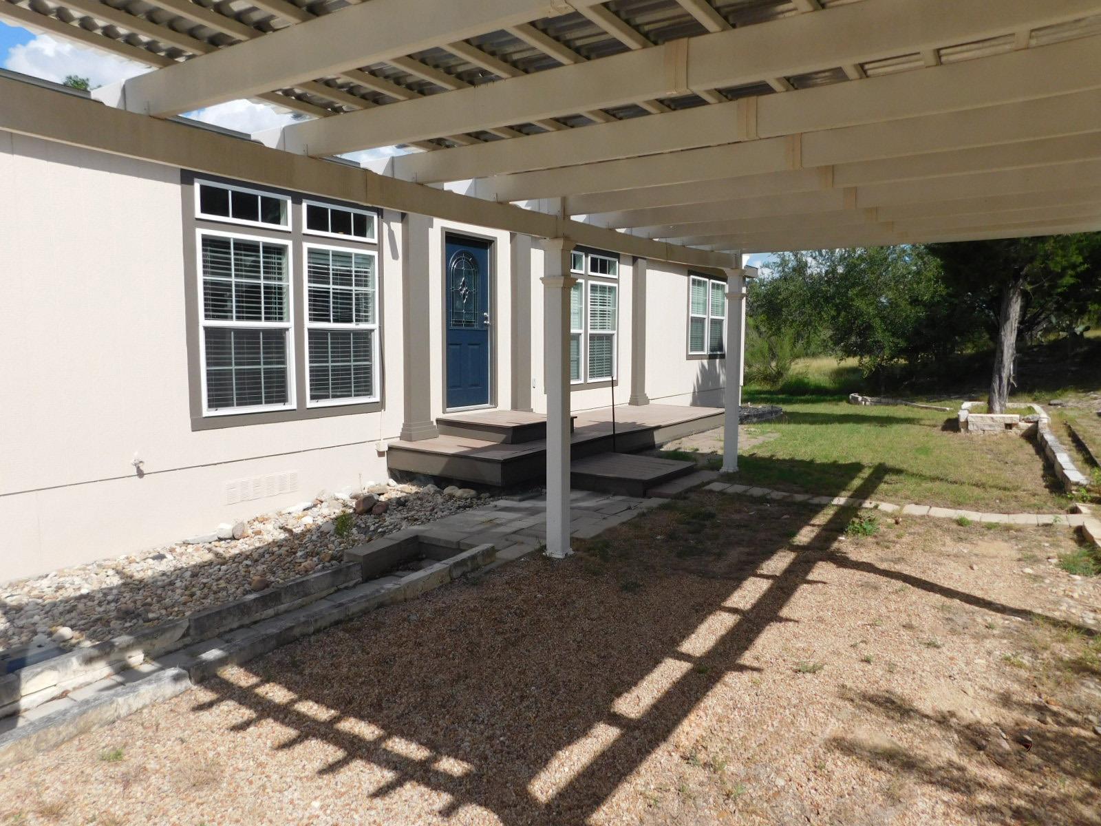 7500 MULESHOE BEND TRL, Marble Falls, TX 78654 photo 4
