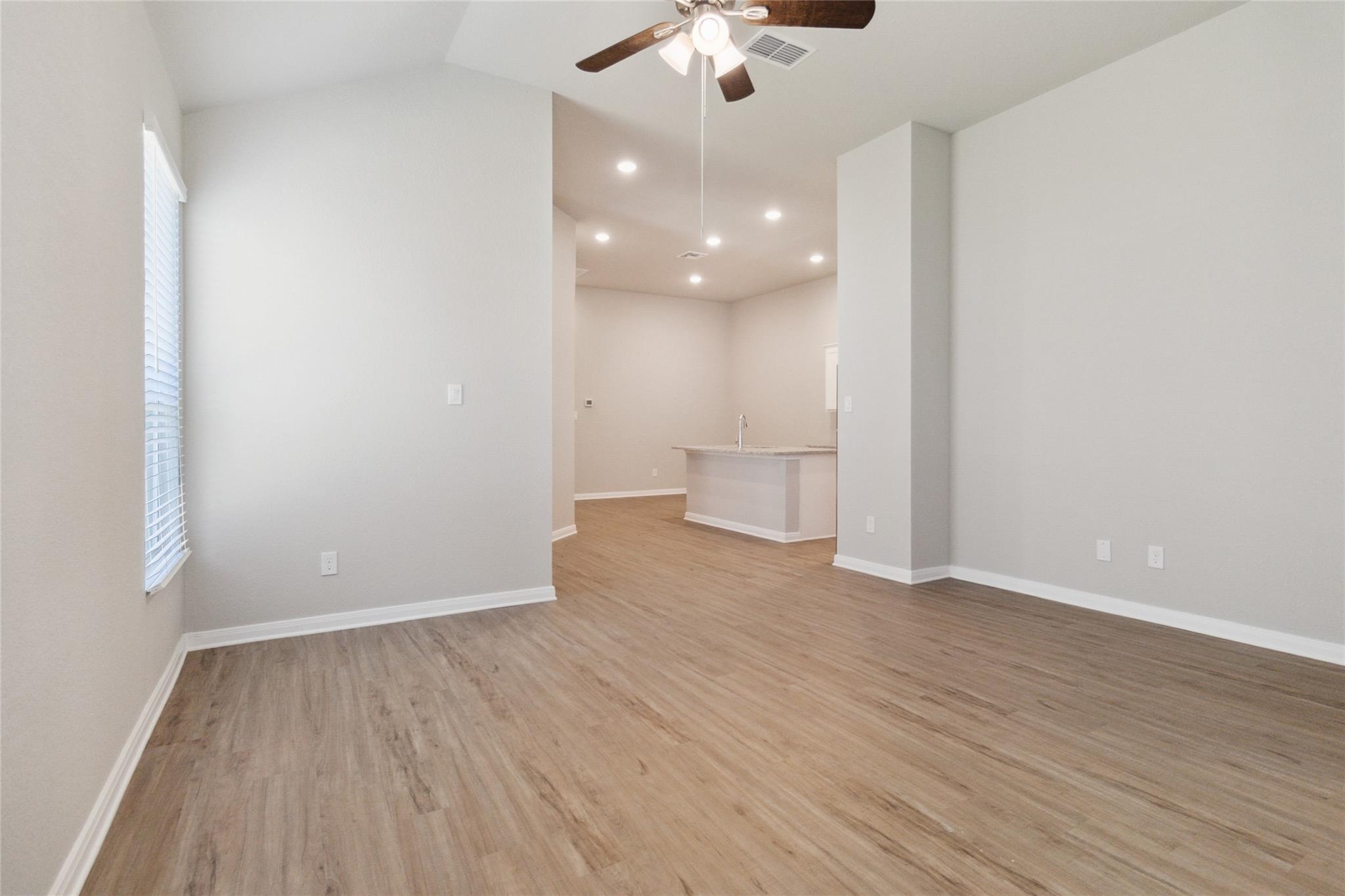1008 Staglin ST, Buda, TX 78610 photo 5