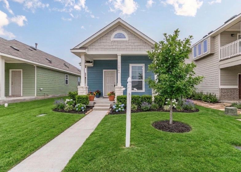 1064 Esplanade PKWY, San Marcos, TX 78666 photo 2