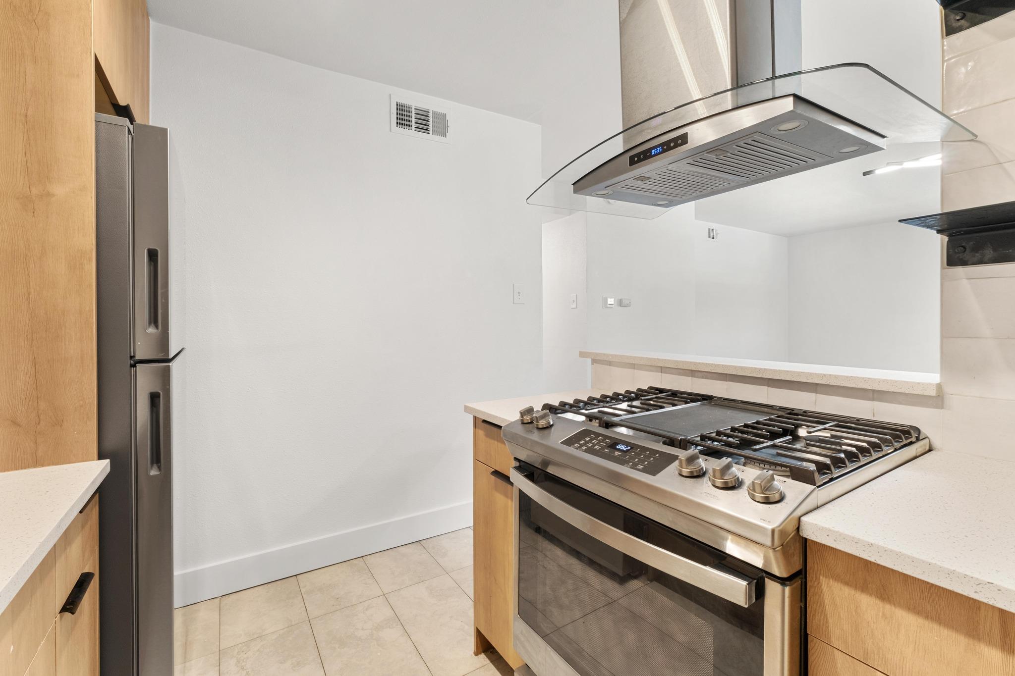 7929 Gault ST #205, Austin, TX 78757 photo 2