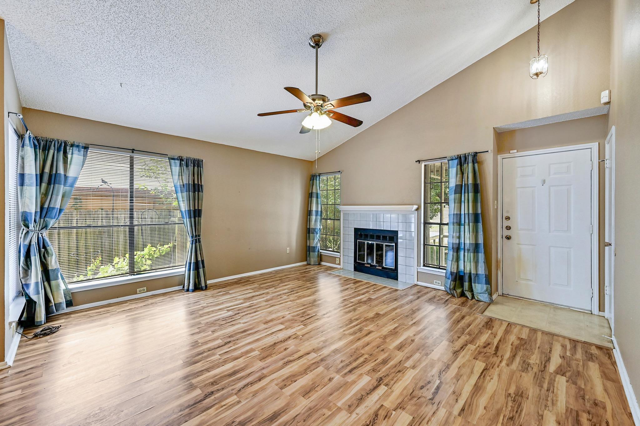 14573 ROBERT I WALKER BLVD, Austin, TX 78728 photo 5