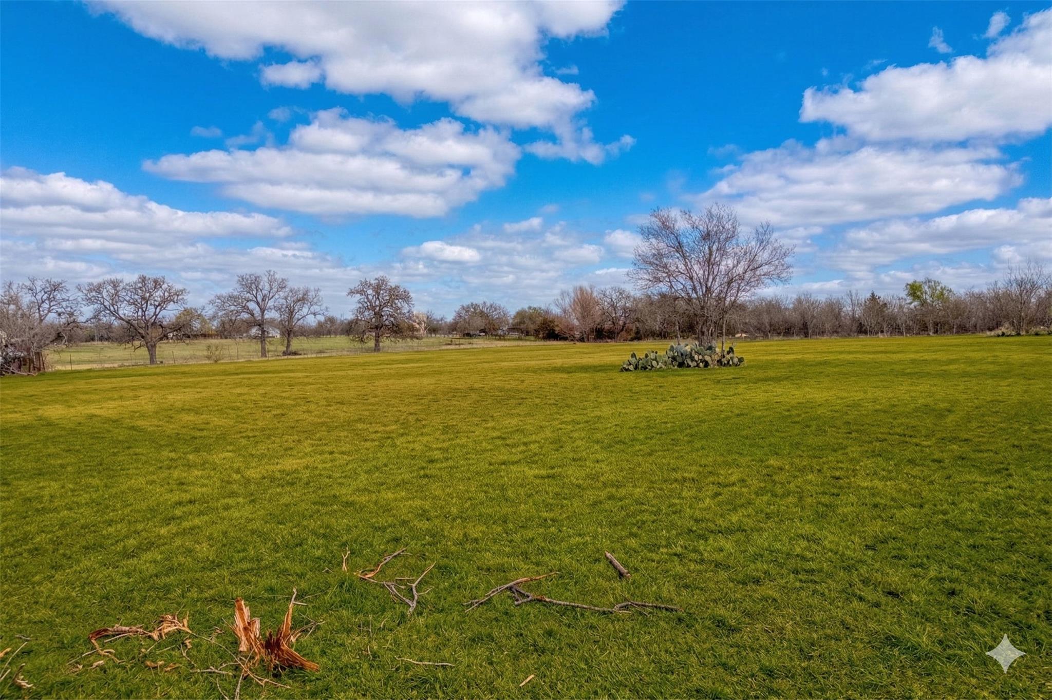 839 Smith RD, Rockdale, TX 76567 photo 5