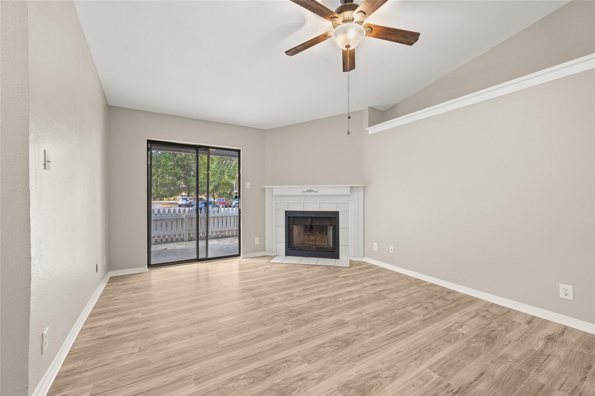 1601 Faro DR #1502, Austin, TX 78741 photo 3