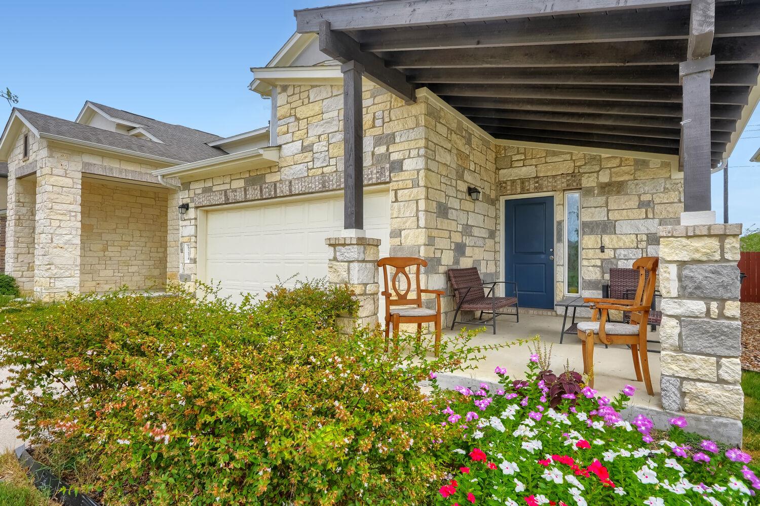 6254 Marsh LN, Buda, TX 78610 photo 3