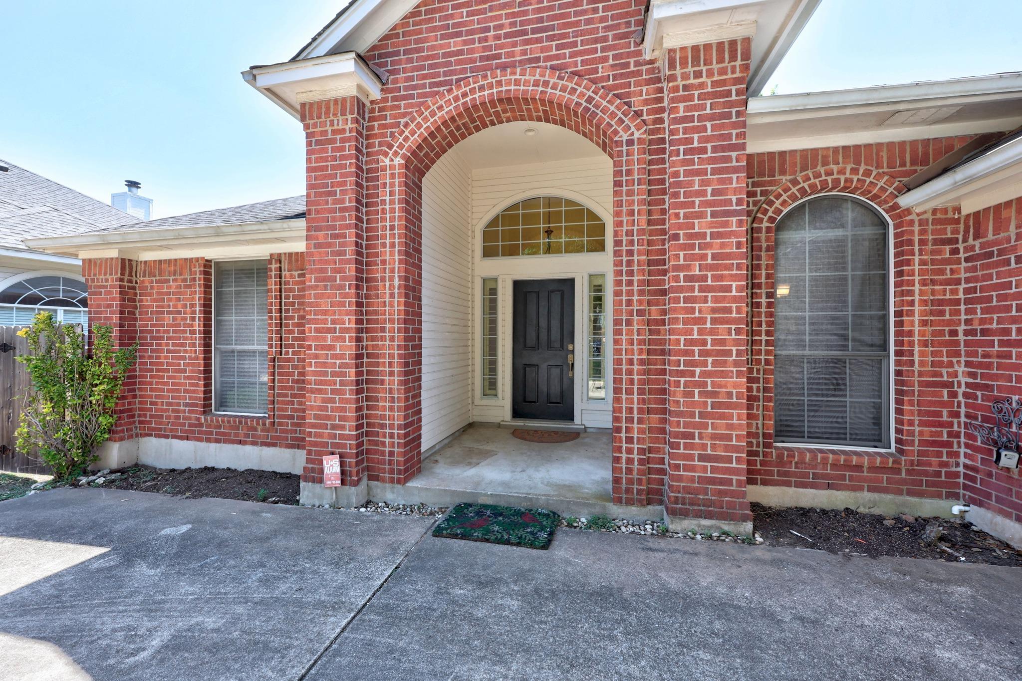 9123 Fainwood LN, Austin, TX 78749 photo 3