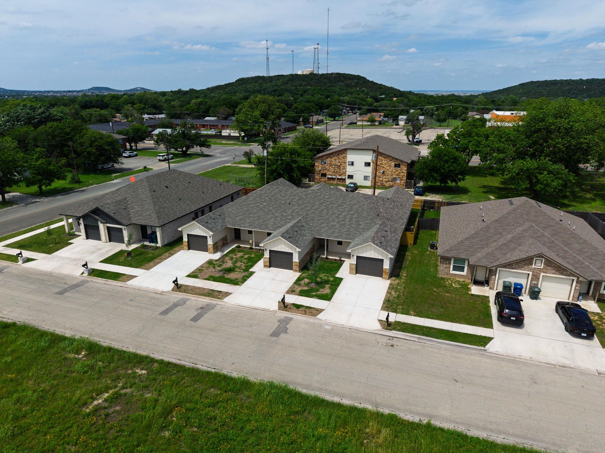 406, 408, & 410 Ave C, Copperas Cove, TX 76522 photo 2