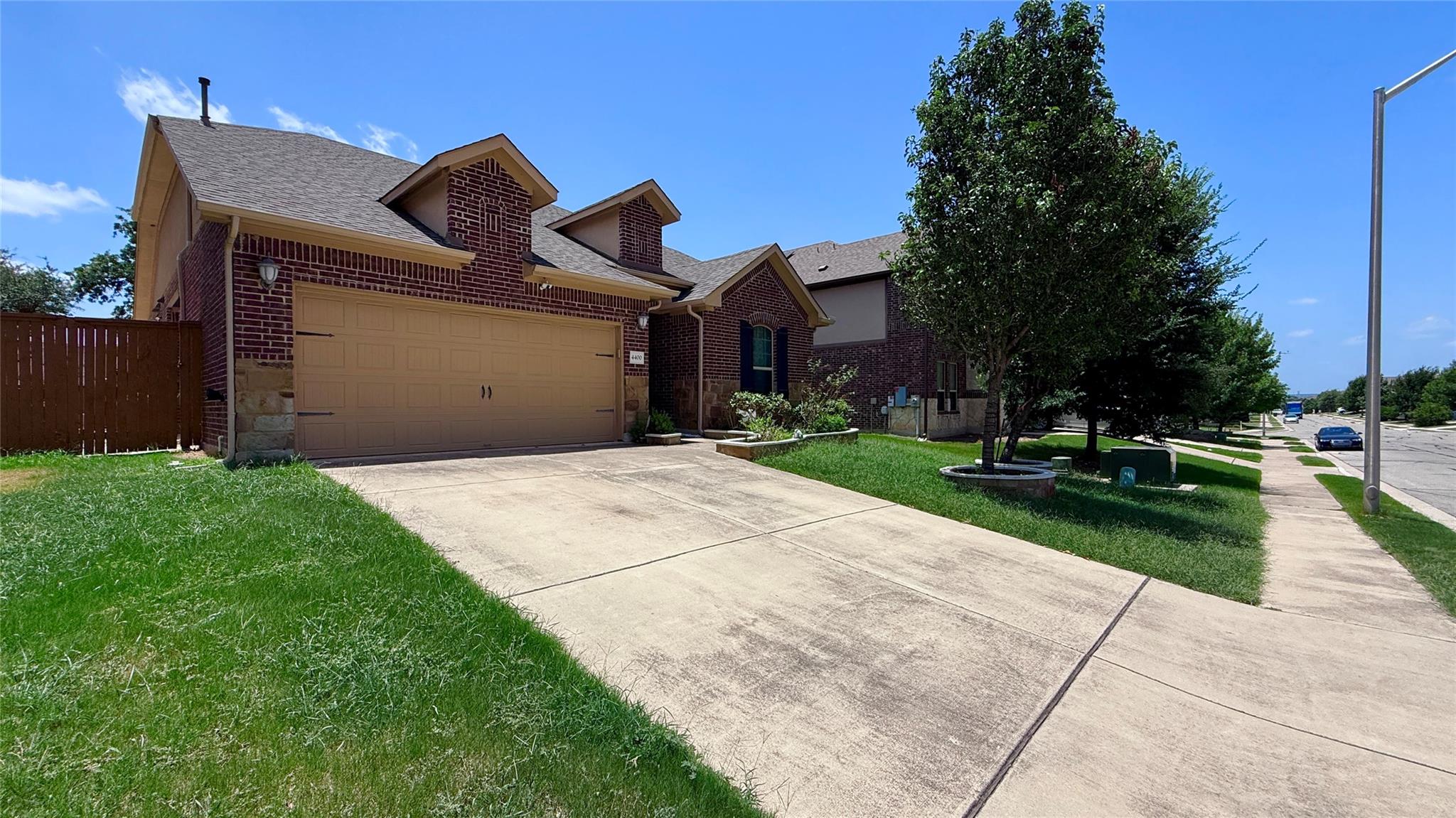 4400 Trinity Woods ST, Leander, TX 78641 photo 2