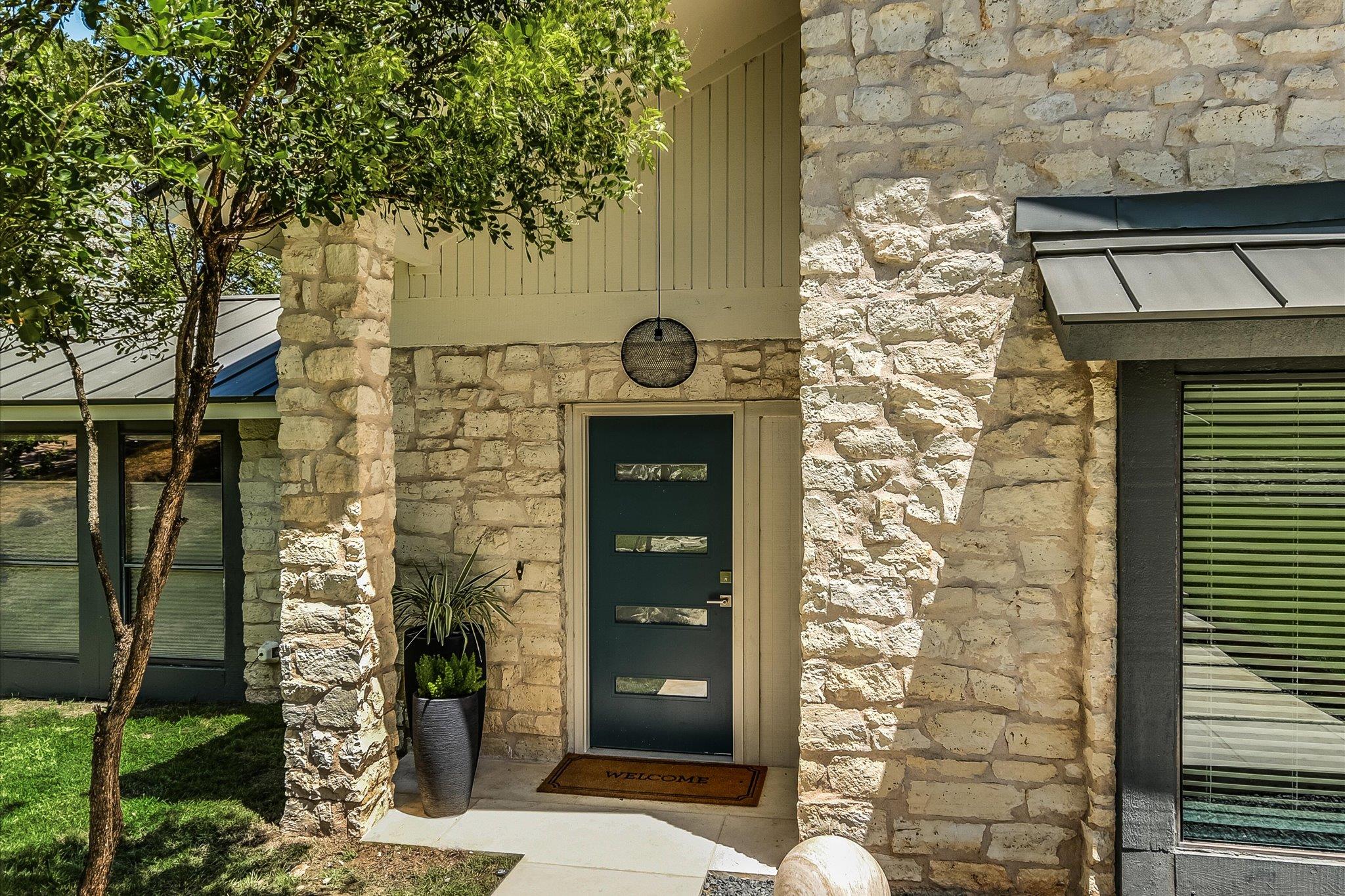 1923 Cypress PT, Austin, TX 78746 photo 4
